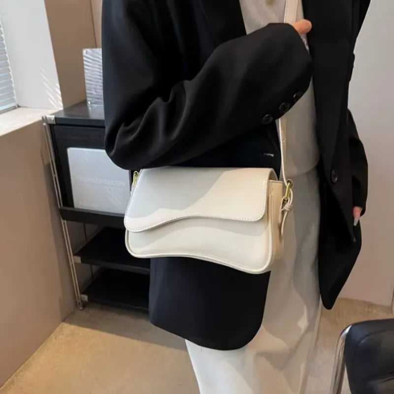 Bolsa-em-Couro-Capri-Zellis